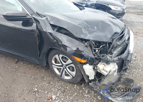 2018 Honda Civic Lx z USA, uszkodzony, nr VIN 19XFC2F57JE201001